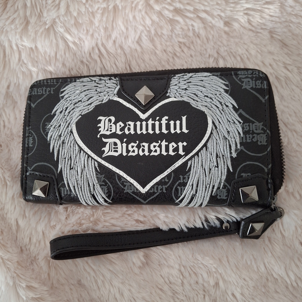 Beautiful Disaster NWOT Limited Edition Zippered  Angel Wallet Rare